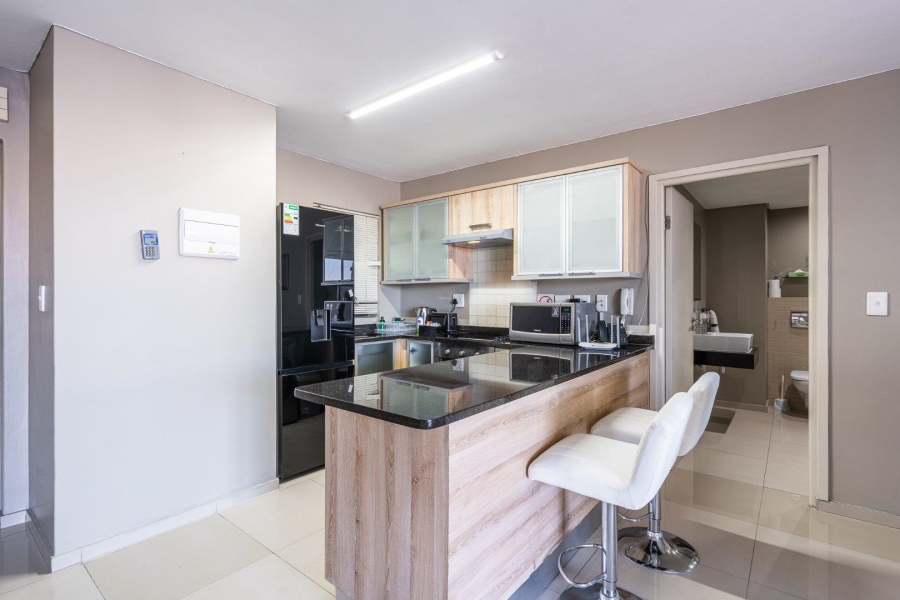2 Bedroom Property for Sale in Table View Western Cape